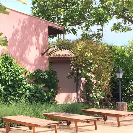 Il Giardino Segreto Bed and Breakfast 2*